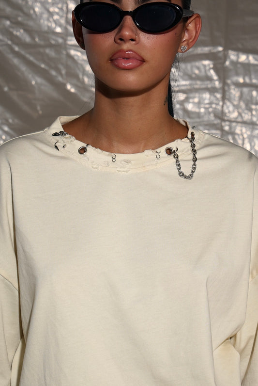 buttercream choker tee
